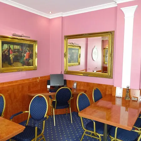 Hotel Atlanta Budget